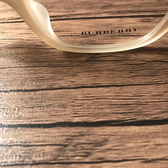 Burberry Eyeglass frames - Picture 5 of 11